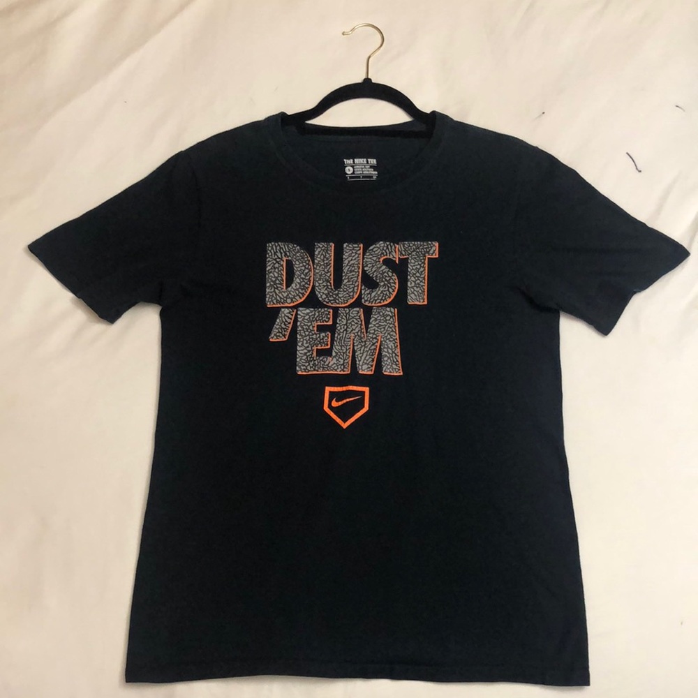 Nike Black T-Shirt with DUST 'EM Graphic Athletic Cut Men's Small